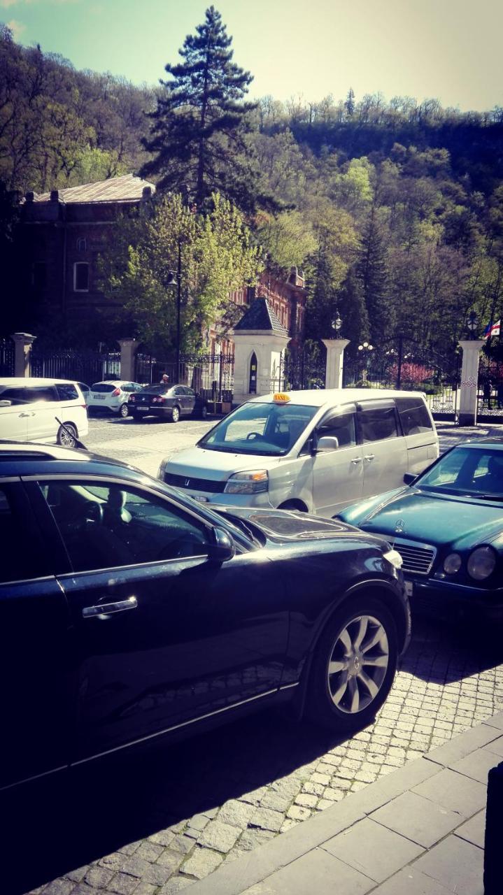 Apartament Giorgi Borjomi Exterior foto